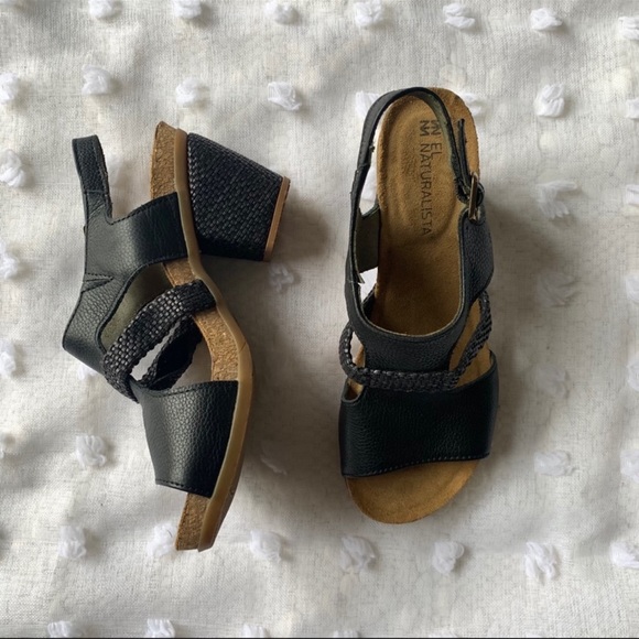 El Naturalista Black Block Heel Sandals NWOT 7 - Picture 3 of 7